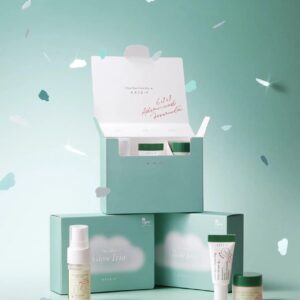 طقم العناية المصغّر لإشراقة البشرة وتفتيح البقع – mini glow trio skincare set